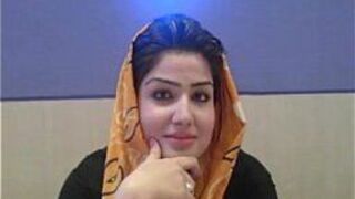 Attractive Pakistani hijab Slutty chicks talking regarding Arabic muslim Paki Sex in Hindustani at S porn video